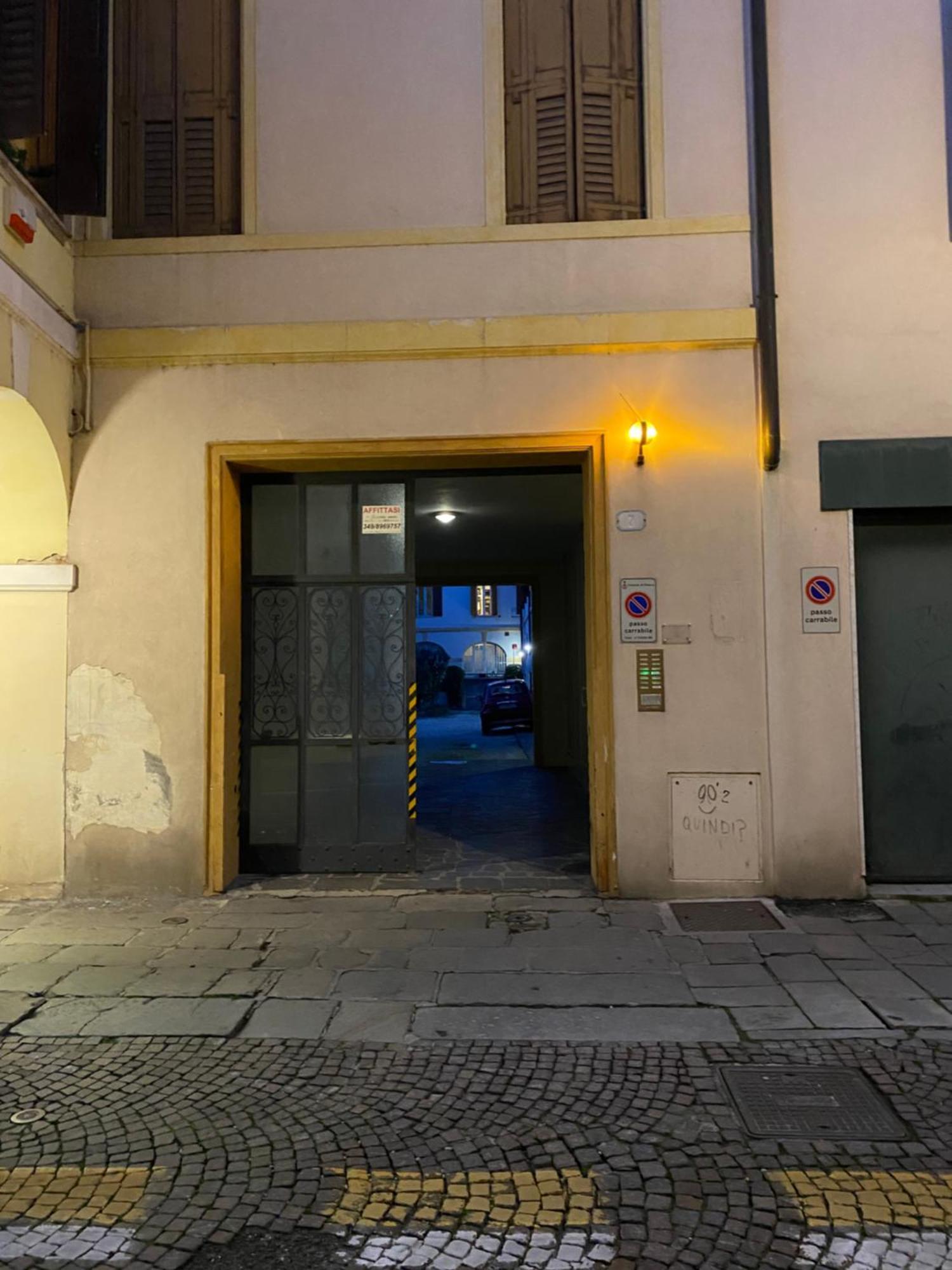 Mini Al Santo Apartment Padova Luaran gambar